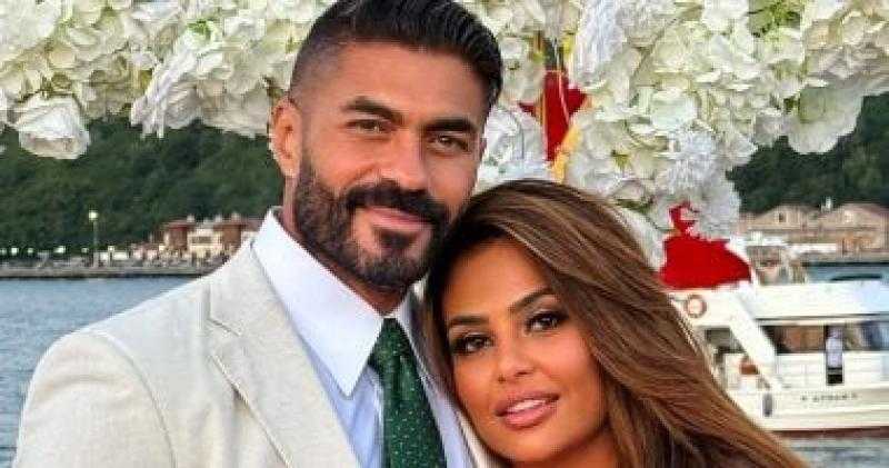بمناسبة مرور 14 عاماً على زواجهما.. خالد سليم وزوجته خيرية على يحتفلان بعيد زواجهما عبر ”إنستجرام”