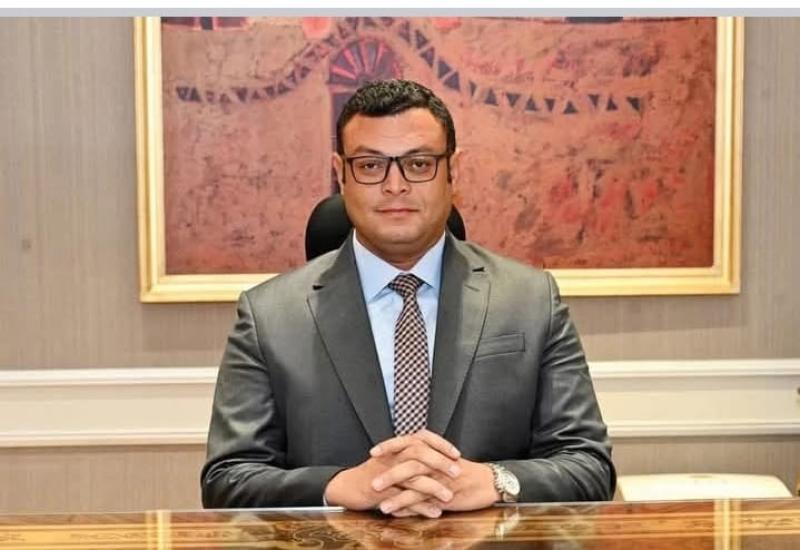 وزير الإسكان 