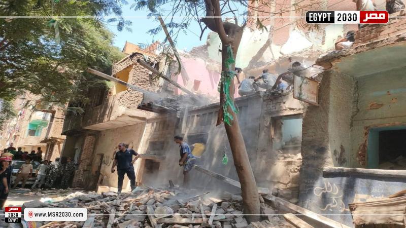 انهيار عقار