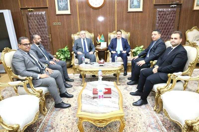 محافظ المنوفية يستقبل رئيس الهيئة العامة للمستشفيات والمعاهد التعليمية