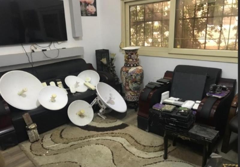 الداخلية تضبط شخصًا أنشأ محطة بث تلفزيوني لاسلكية بدون ترخيص بالقليوبية