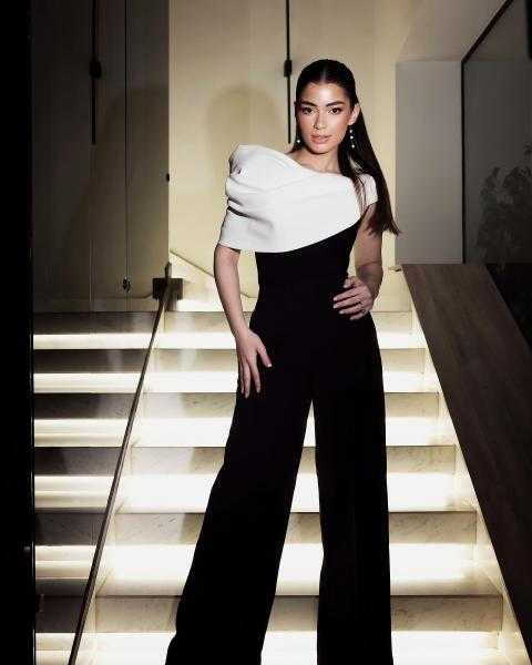 ليلى أحمد زاهر تثير الجدل بسعر إطلالتها الأخيرة