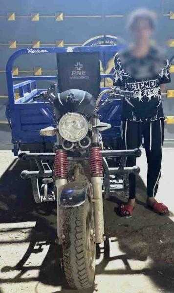 ضبط عاطل حاول سرقة حقيبة طالبة بالجيزة