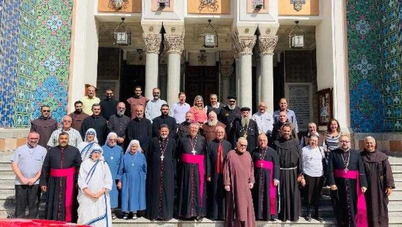 الرهبنة الكرملية تستقبل المهنئين الرسميين بعيد القديسة تريزا الطفل يسوع