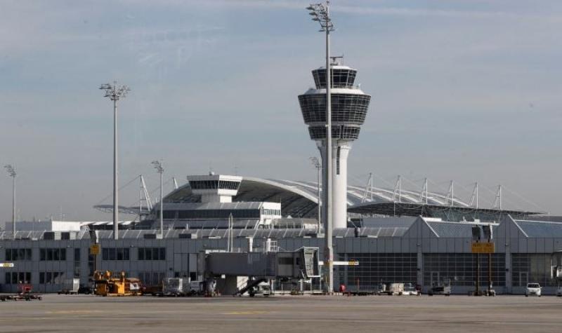 بسبب تحليق طائرات مسيرة.. مطار ميونخ يلغي آلاف الرحلات