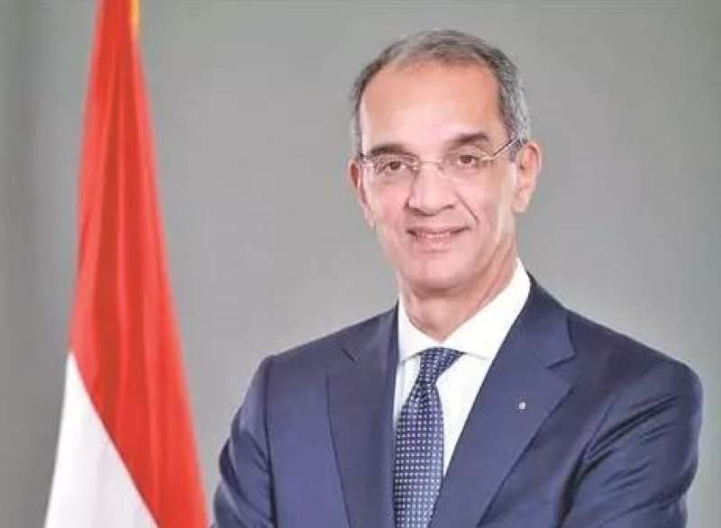 وزير الاتصالات