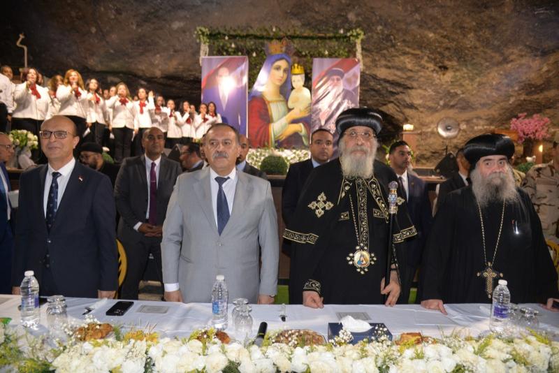 محافظ أسيوط 