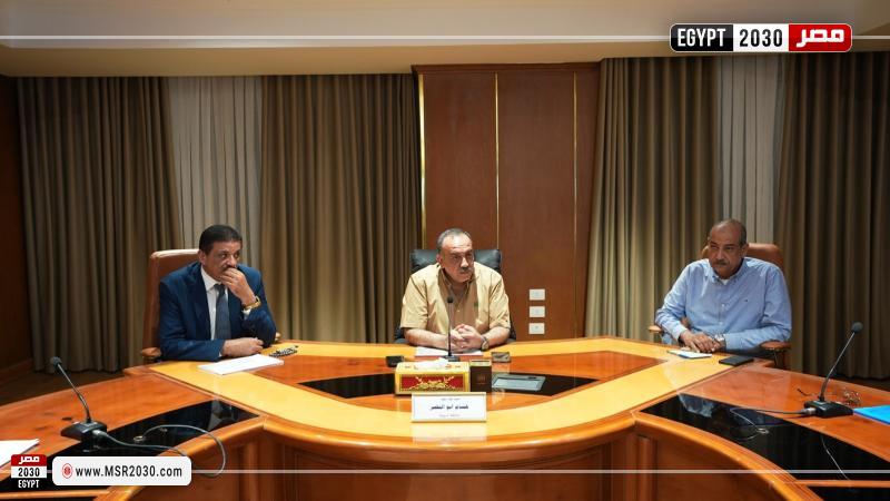 محافظ أسيوط 