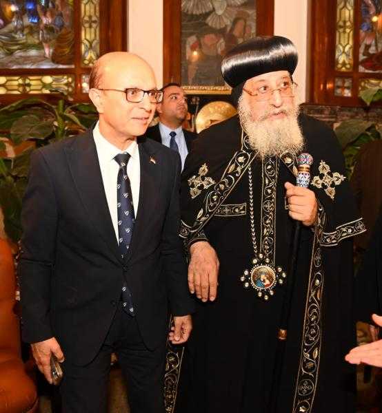 رئيس جامعة أسيوط يشارك في حفل استقبال البابا تواضروس الثاني بساحة دير السيدة العذراء