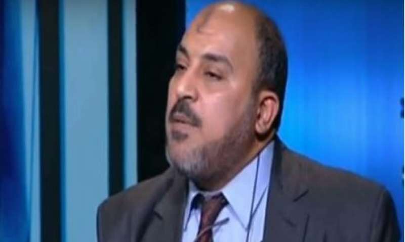 عمرو عبد المنعم، الخبير في شؤون الحركات الإسلامية