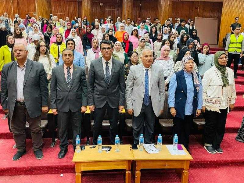 لقاء تعريفي حافل بكلية الألسن بجامعة قناة السويس للعام الأكاديمي 2025-2026