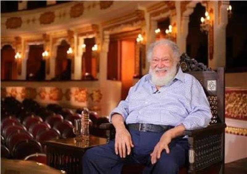 يحيى الفخراني: «اتخانقت مع أسامة أنور عكاشة بسبب جمال عبد الناصر»