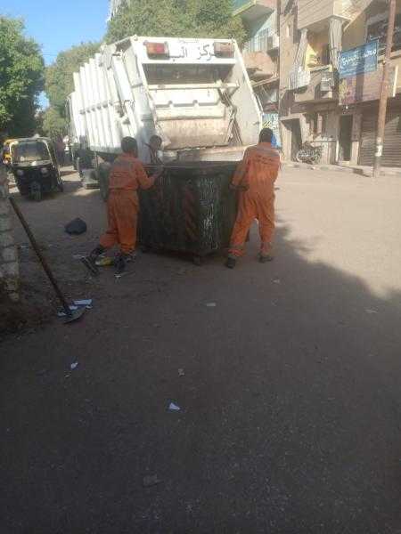 محافظ أسيوط: استمرار حملات النظافة ورفع المخلفات بقرى مركز البداري