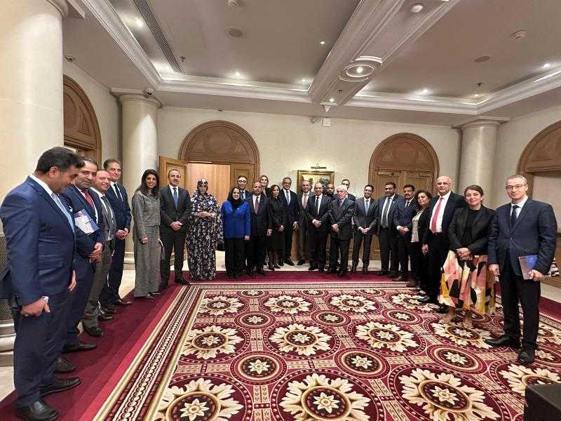 وزير الخارجية يلتقي سفراء الدول العربية المعتمدين لدى اليونسكو