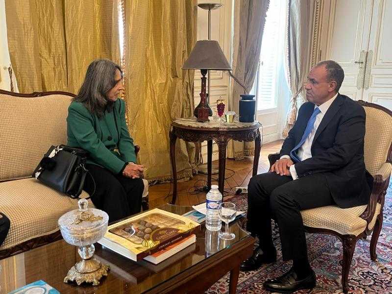 وزير الخارجية يلتقي مندوبة كوبا الدائمة باليونسكو ويشيد بدعمها للعناني