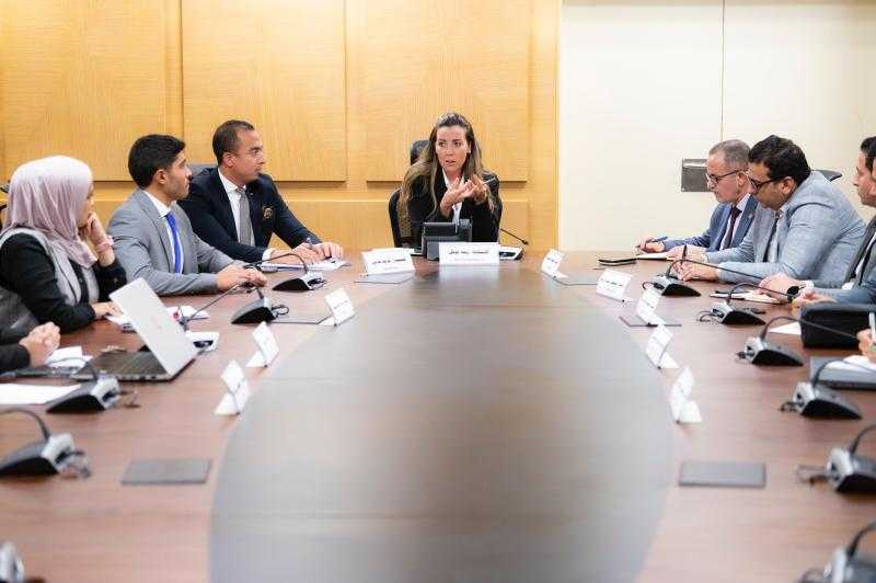 المديرة التنفيذية لصندوق ”قادرون باختلاف” تترأس اجتماعاً لاستعراض استراتيجية عمل  الصندوق