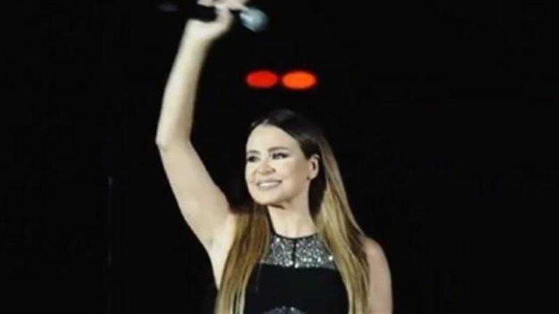 كارول سماحة تثير الجدل بإعلان تعاون فني مع زياد الرحباني