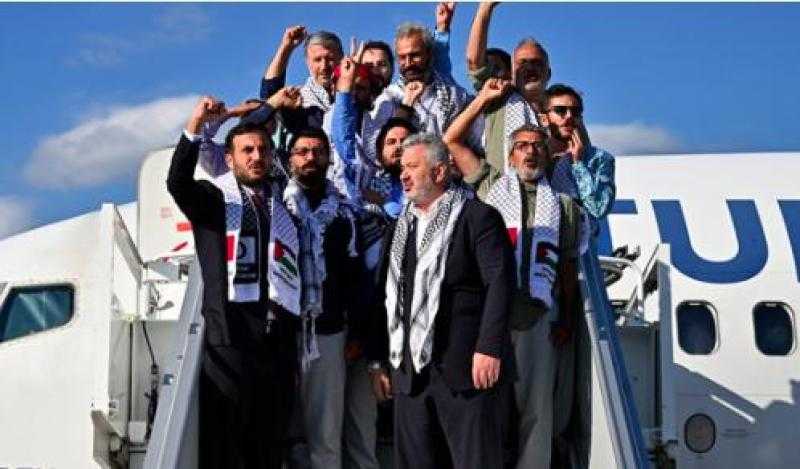 ترحيل 6 جزائريين مشاركين في أسطول الصمود إلى تركيا