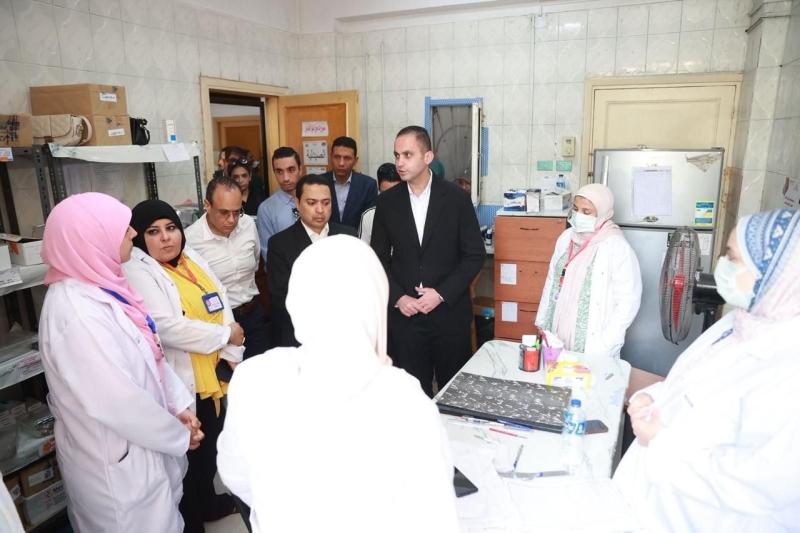 نائب وزير الصحة يتفقد عددًا من المنشآت الطبية بمحافظة دمياط
