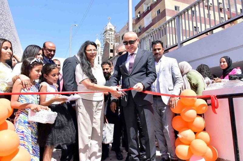 محافظ الأقصر يفتتح أعمال تجميل وإنارة نفق صلاح سالم