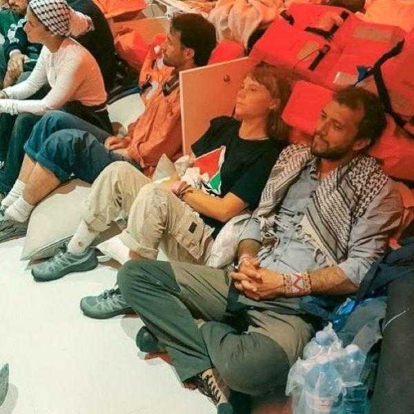 قرار عاجل من ناشطو أسطول الصمود بعد تعذيبهم من جنود الاحتلال