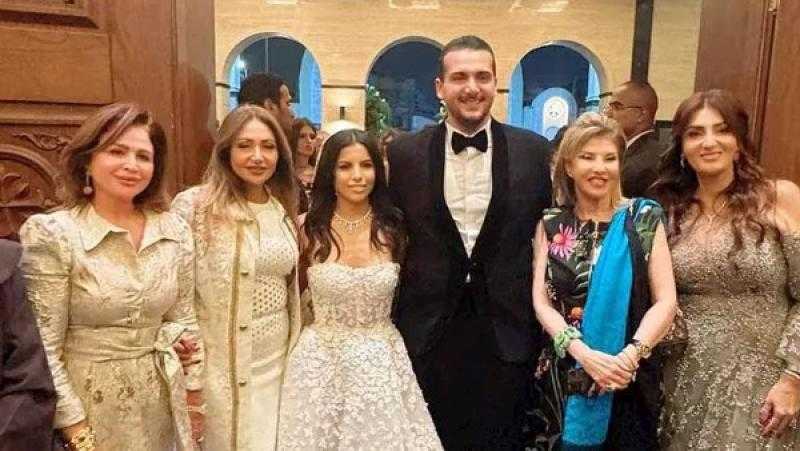 إلهام شاهين تهنئ نجل هاني رمزي بزفافه