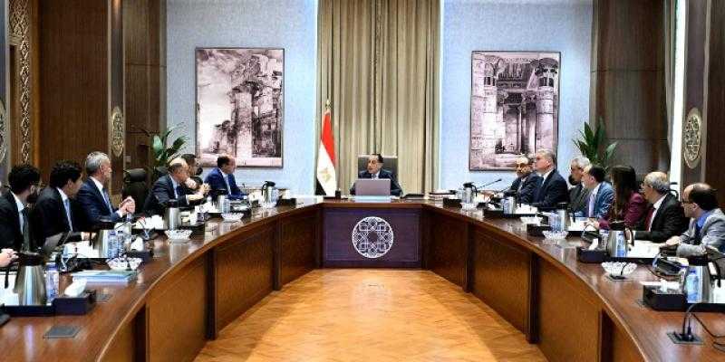 رئيس الوزراء يستعرض جهود تجهيز الشركات الحكومية للطرح.. وسُبل تنشيط البورصة المصرية