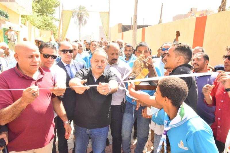 محافظ أسيوط يفتتح المرحلة الأولى من تطوير منطقة المصلى بإعادة تأهيل 180 منزلًا