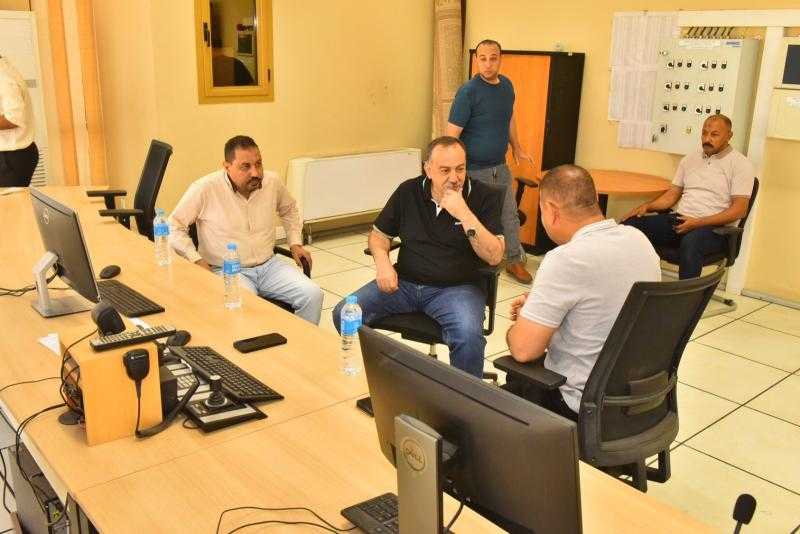 محافظ أسيوط يزور قناطر أسيوط الجديدة ويؤكد الأوضاع مستقرة ومناسيب النيل في المعدلات الطبيعية