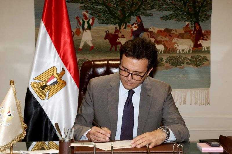 وزير الثقافة يبعث برقية تهنئة إلى الرئيس عبد الفتاح السيسي بمناسبة ذكرى نصر أكتوبر المجيد