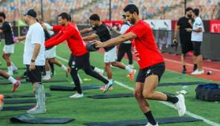 مصر ترتدي القميص الأحمر في مواجهة جيبوتي بتصفيات المونديال