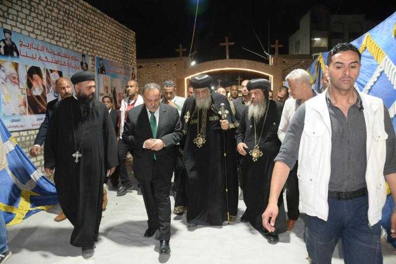 محافظ أسيوط يشارك البابا تواضروس في وضع حجر الأساس لكاتدرائية عرس قانا الجليل