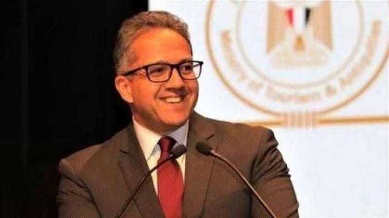 وزير البترول والثروة المعدنية يهنئ الدكتور خالد العناني بفوزه التاريخي بمنصب مدير عام اليونسكو