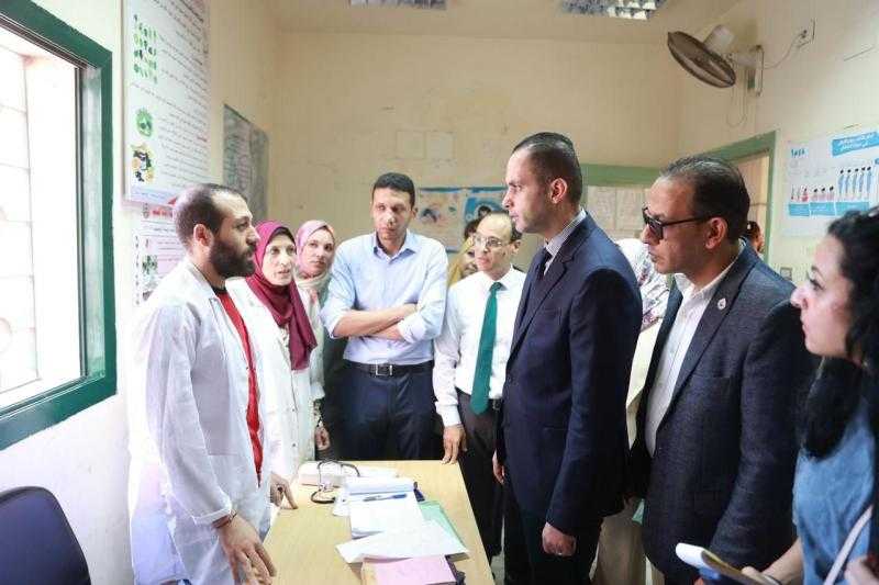 نائب وزير الصحة يجري جولة مفاجئة فى مستشفى قطور المركزي ووحدة رعاية الطفل بمحافظة الغربية