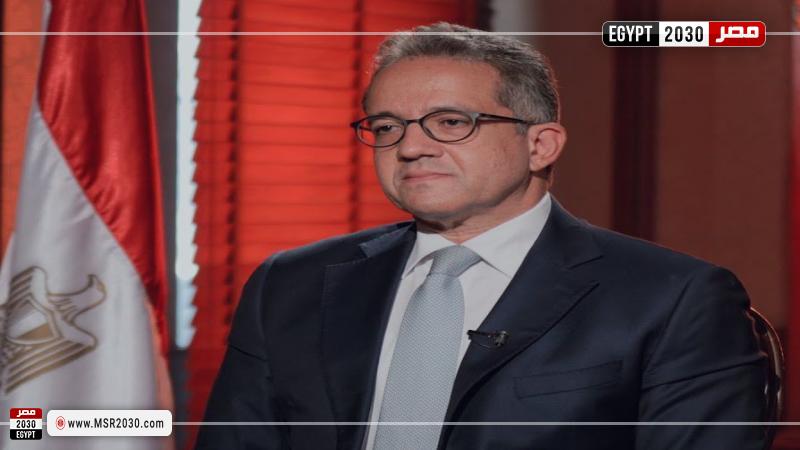 الدكتور خالد العناني 