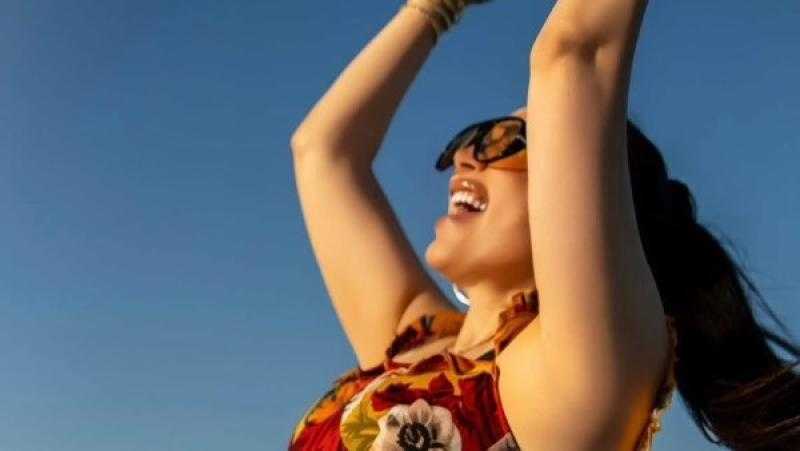 عبير صبري تثير الإعجاب بإطلالة صيفية مفعمة بالحيوية على إنستجرام