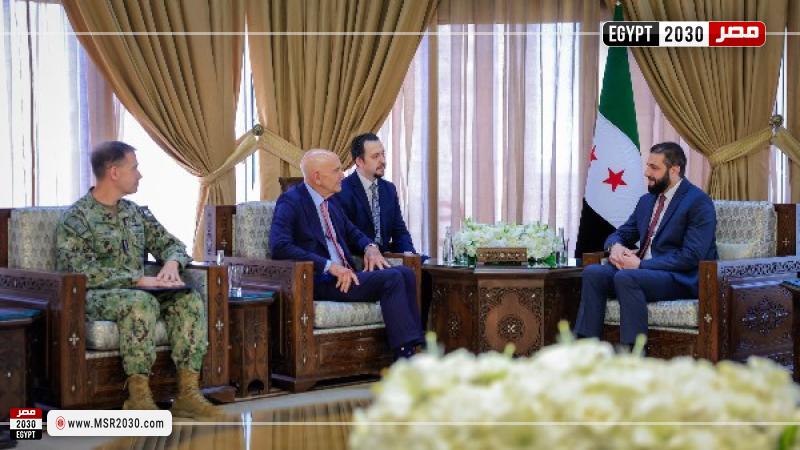 الشرع يستقبل المبعوث الأمريكي وقائد القيادة المركزية