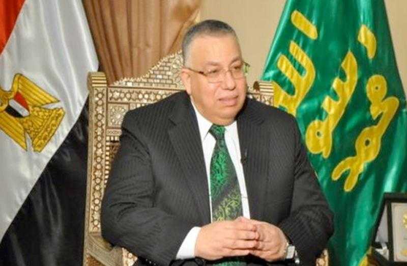 نقيب الأشراف يؤدي صلاة الجنازة على الدكتور أحمد عمر هاشم بمسقط رأسه بالشرقية