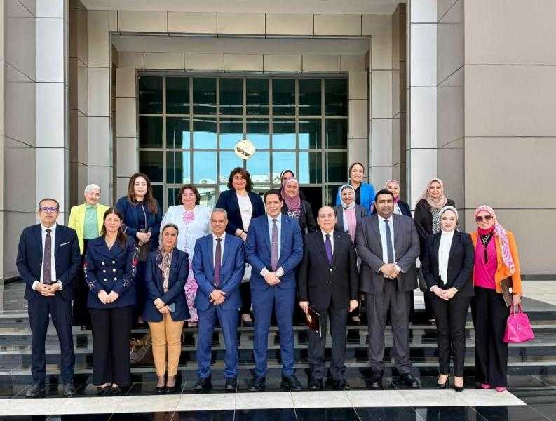 اختتام الدورة التدريبية لتنمية مهارات استخدام الحاسب الآلي وبرامج التحول الرقمي لأعضاء النيابة الإدارية