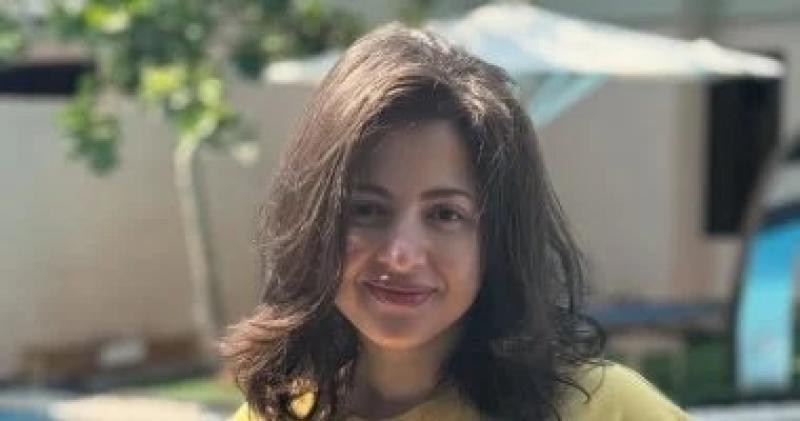 نقل الفنانة منى فاروق للمستشفى