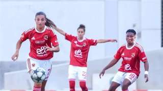 سيدات الأهلي يكتسحن المصري بخماسية في الدوري الممتاز
