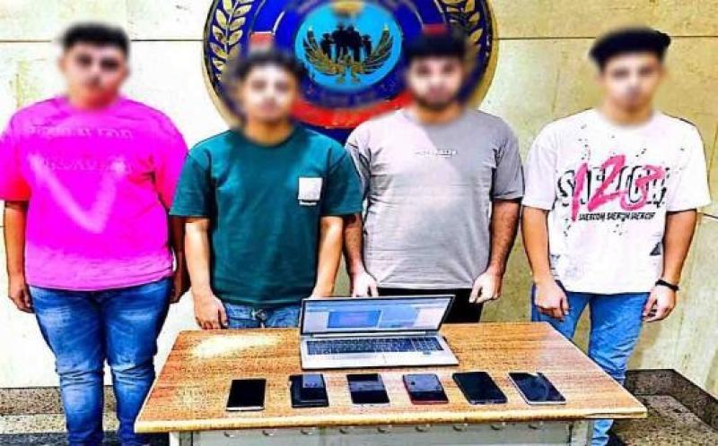 القبض على 4 أشخاص بتهمة الترويج للأعمال المنافية للآداب عبر مواقع التواصل