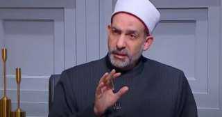 بصلي وبصوم وبسرق وعاوزة أكفر عن ذنبي؟.. أمين الفتوى يجيب