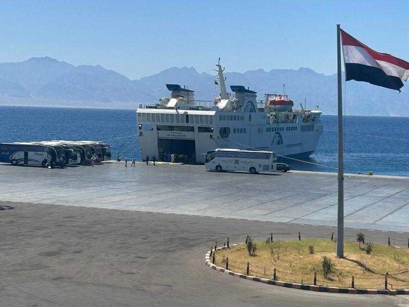 تداول 64 ألف طن و828 شاحنة بضائع عامة ومتنوعة بمواني البحر الأحمر