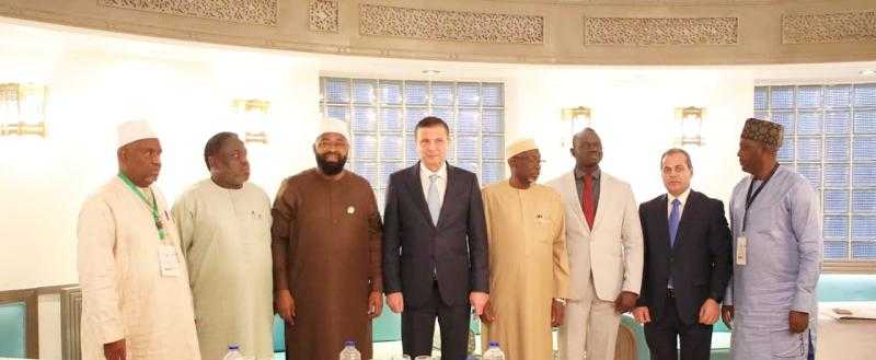 وزير الزراعة يبحث مع وفد نيجيري رفيع المستوى تعزيز التعاون ونقل الخبرات