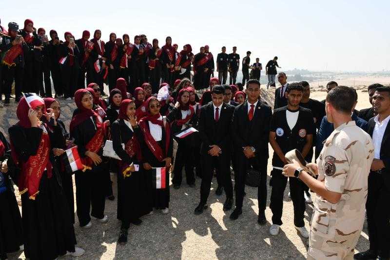 رئيس جامعة قناة السويس: زيارة الطلاب لتبة الشجرة وأنفاق تحيا مصر ترسخ قيم الانتماء الوطني لدى طلابنا