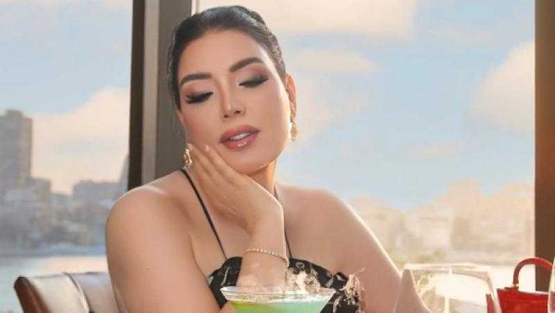 عبير صبري تتصدر التريند بعد نشر صور جديدة عقب انفصالها