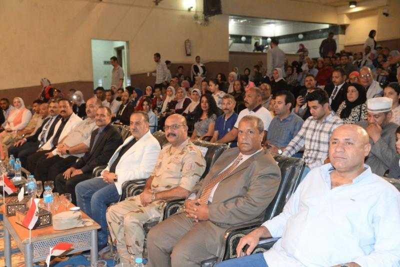محافظ أسيوط يشهد احتفالية الهيئة العامة لقصور الثقافة بالذكرى الـ 52 لانتصارات اكتوبر المجيدة