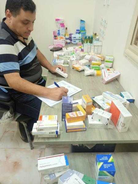 محافظ أسيوط: ضبط مخزن أدوية غير مرخص يحتوي على عقاقير مخدرة وسجائر مجهولة المصدر بالغنايم