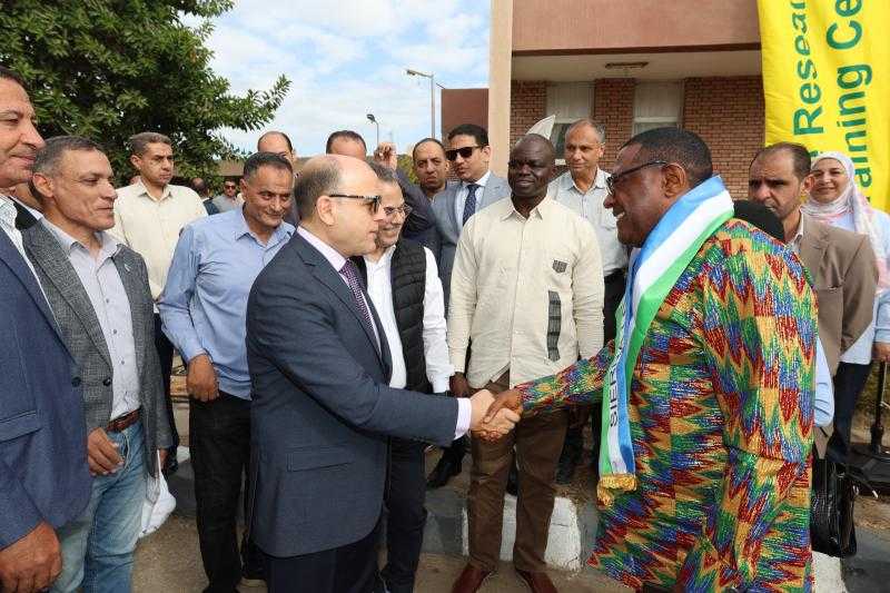 محافظ كفرالشيخ يستقبل وزراء ونواب وزراء الزراعة الأفارقة بمحطة البحوث الزراعية بسخا